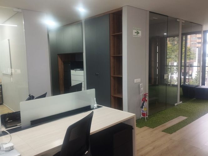 Oficina en arriendo en El Poblado, Medellín, 157 m² · foto 15 de 18
