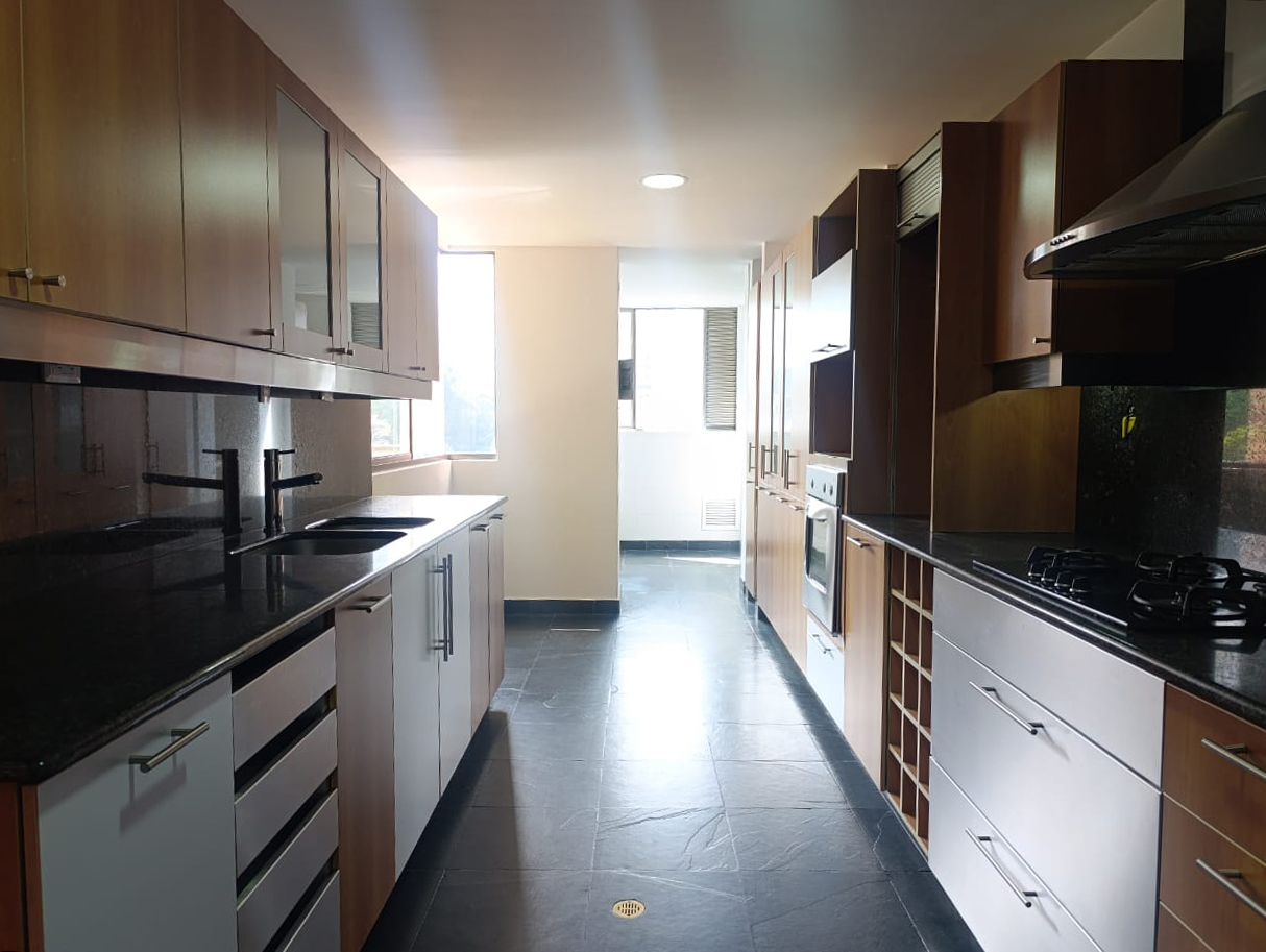 Apartamento en arriendo en El Poblado, Medellín · foto 7 de 20