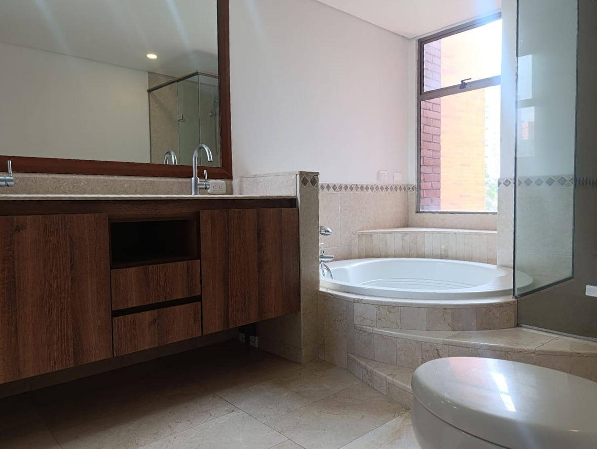Apartamento en arriendo en El Poblado, Medellín · foto 19 de 20