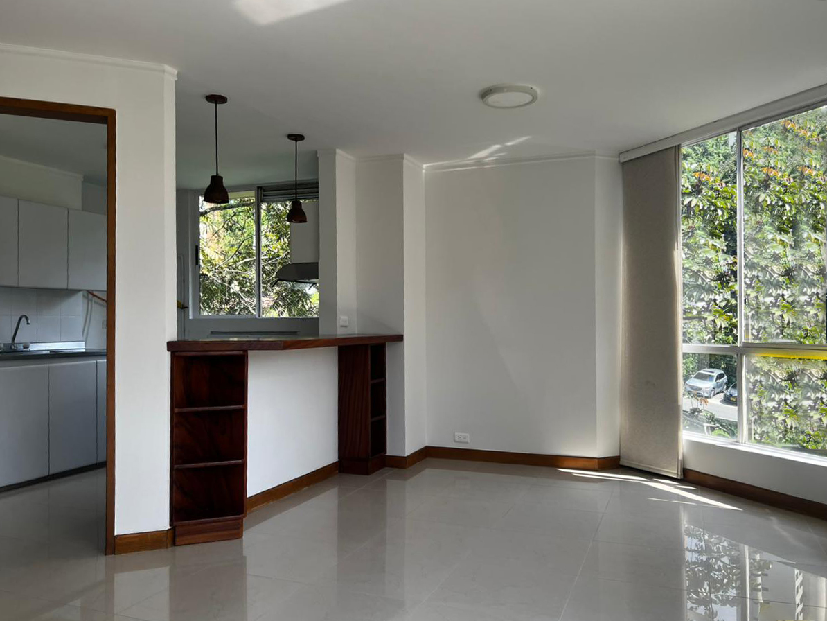 Apartamento en arriendo en El Poblado, Medellín · foto 5 de 17