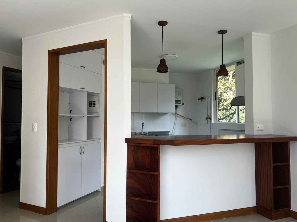 Apartamento en arriendo en El Poblado, Medellín · foto 8 de 17