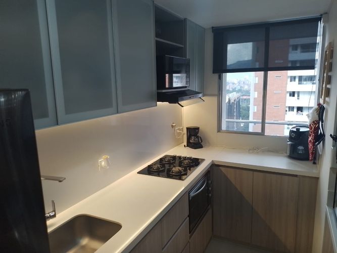 Apartamento de 3 alcobas en arriendo en Laureles, Medellín, 80 m² · foto 6 de 18