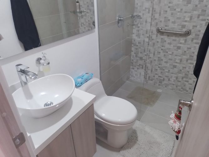 Apartamento de 3 alcobas en arriendo en Laureles, Medellín, 80 m² · foto 16 de 18