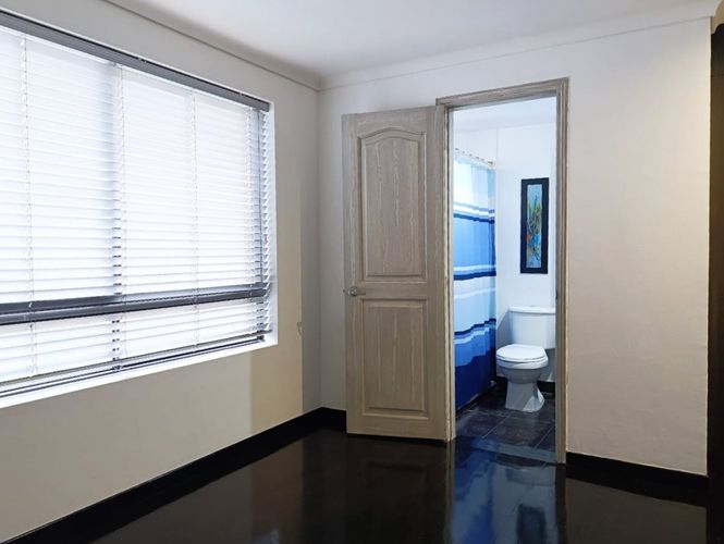 Apartamento de 3 alcobas en arriendo en El Poblado, Medellín, 210 m² · foto 18 de 20