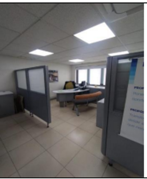 Oficina en venta en San Antonio, Manizales, 1056 m² · foto 3 de 15