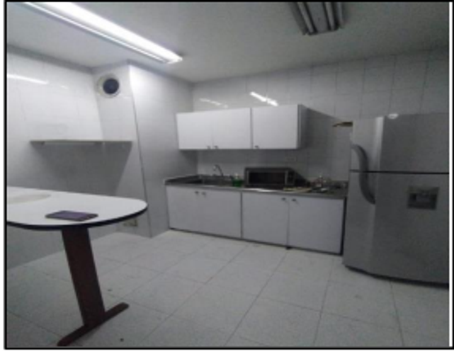Oficina en venta en San Antonio, Manizales, 1056 m² · foto 14 de 15