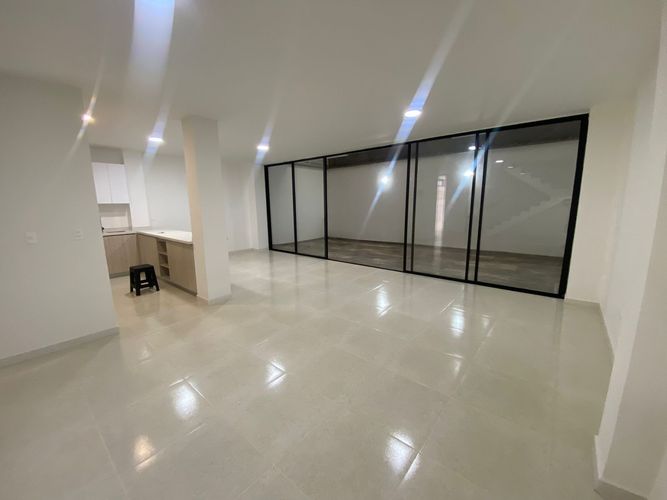 Casa de 5 alcobas en venta en Juan De Ampudia, Jamundí, 300 m² · foto 6 de 12