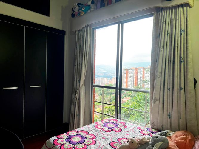 Casa de 5 alcobas en venta en Loma Del Chocho, Envigado, 240 m² · foto 16 de 16