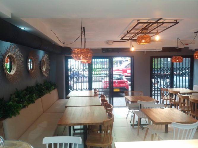 Local en arriendo en Cristo Rey, Medellín, 70 m² · foto 2 de 15