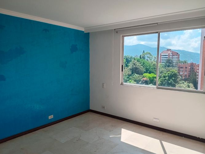 Apartamento de 3 alcobas en arriendo en El Poblado, Medellín, 192 m² · foto 16 de 19