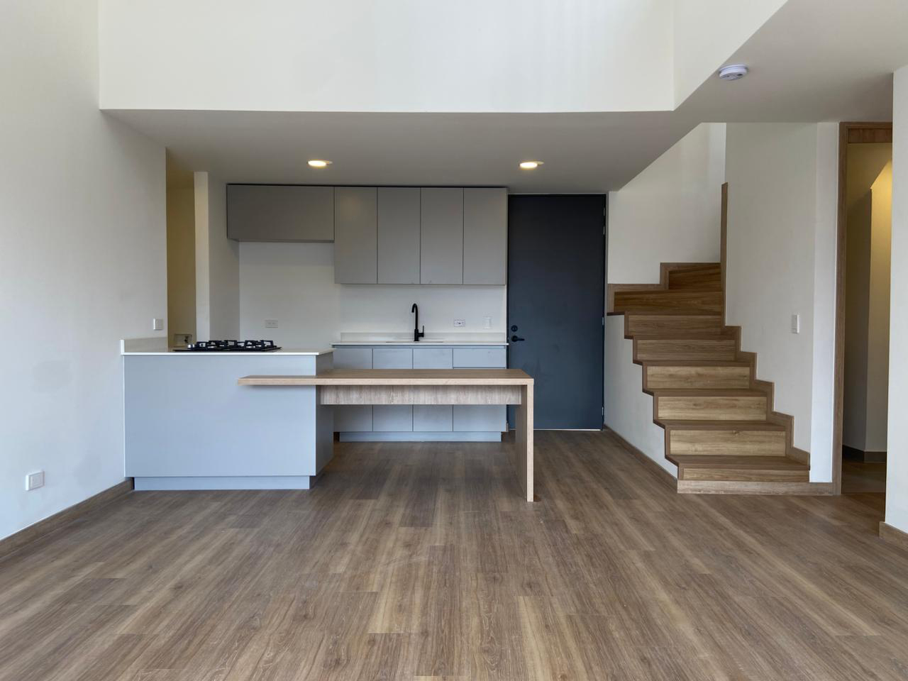 Apartamento en arriendo en Loma Del Barro, Envigado · foto 2 de 20