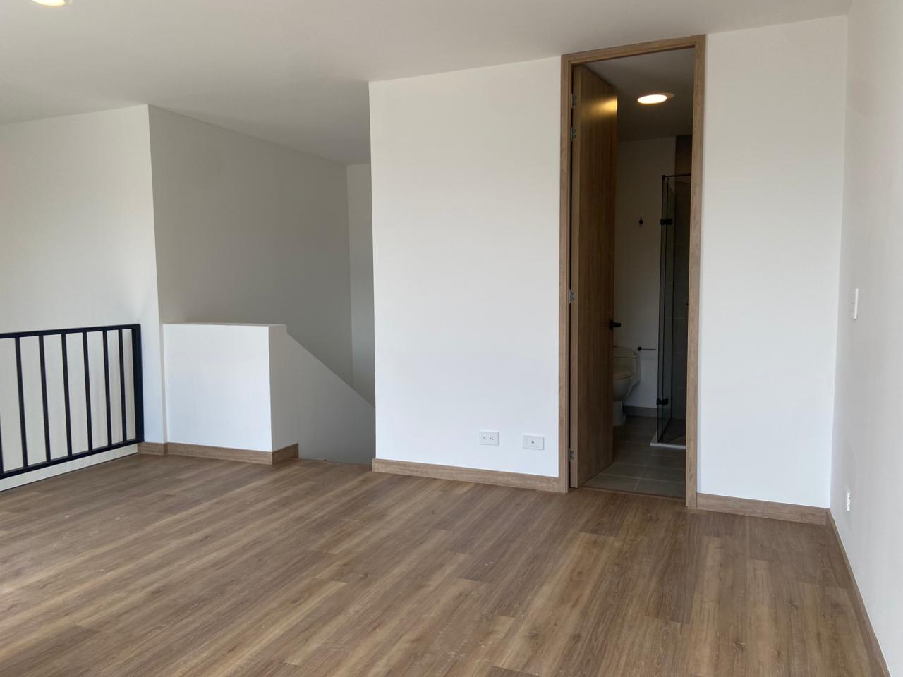 Apartamento en arriendo en Loma Del Barro, Envigado · foto 6 de 20