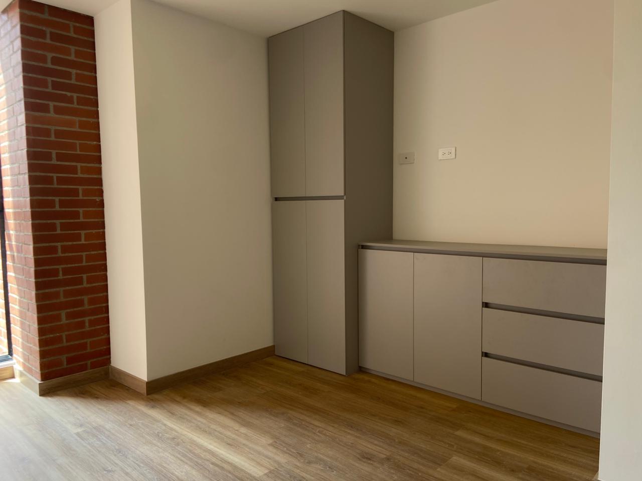 Apartamento en arriendo en Loma Del Barro, Envigado · foto 11 de 20