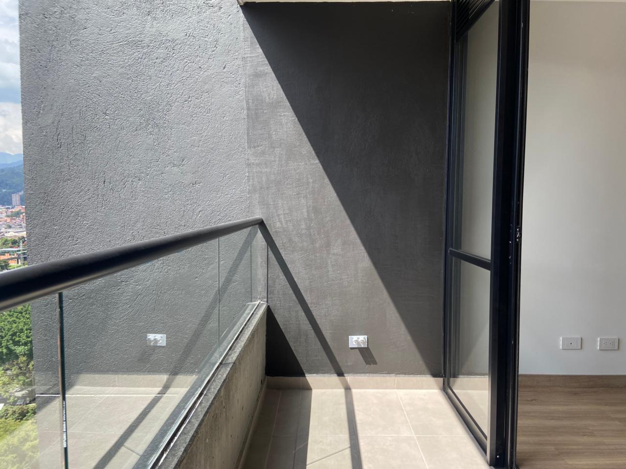 Apartamento en arriendo en Loma Del Barro, Envigado · foto 20 de 20