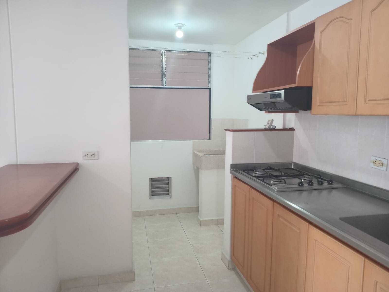 Apartamento en arriendo en El Poblado, Medellín · foto 8 de 14