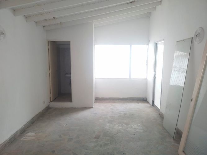 Local en arriendo en Laureles, Medellín, 610 m² · foto 9 de 17
