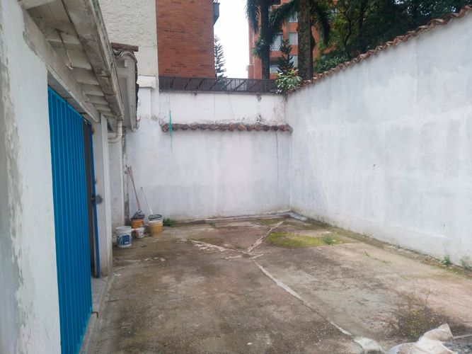 Local en arriendo en Laureles, Medellín, 610 m² · foto 17 de 17