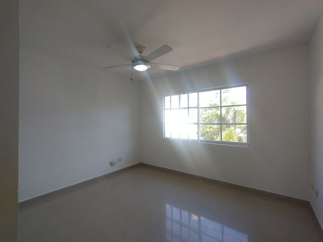 Casa de 3 alcobas en venta en Cr.La Castellana, Barranquilla, 250 m² · foto 12 de 24