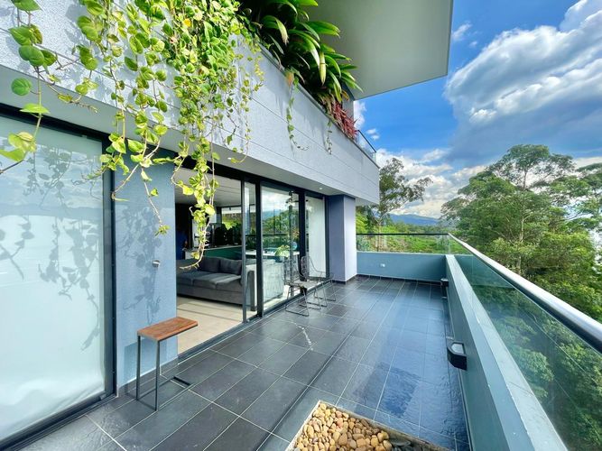 Apartamento de 2 alcobas en venta en Las Palmas, Medellín, 133 m² · foto 16 de 24
