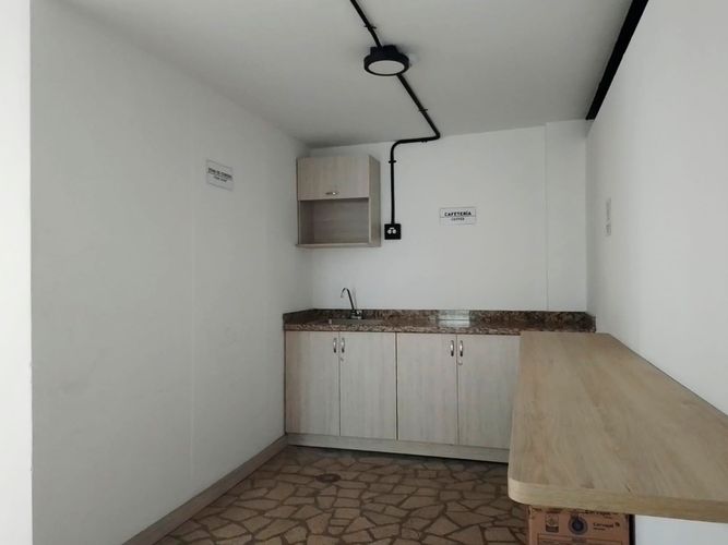Local en arriendo en Laureles, Medellín, 200 m² · foto 16 de 19