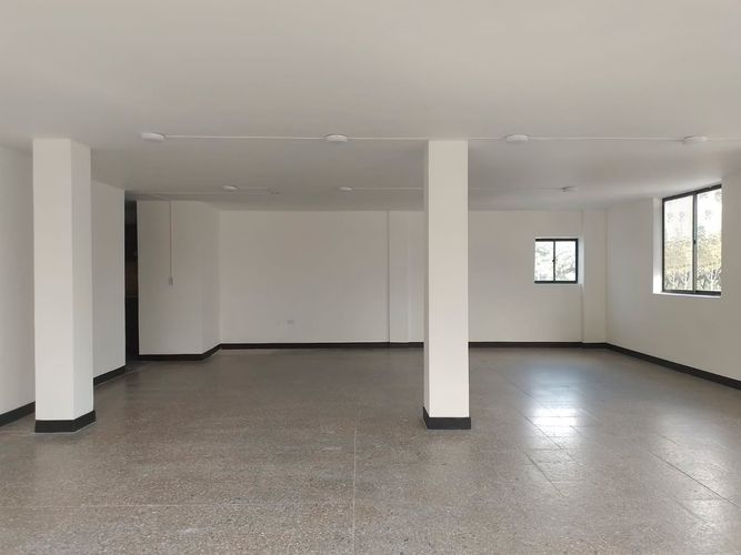 Local en arriendo en Laureles, Medellín, 161 m² · foto 5 de 17