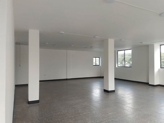 Local en arriendo en Laureles, Medellín, 161 m² · foto 7 de 17