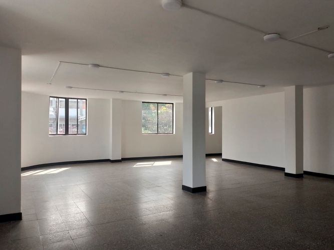 Local en arriendo en Laureles, Medellín, 161 m² · foto 12 de 17