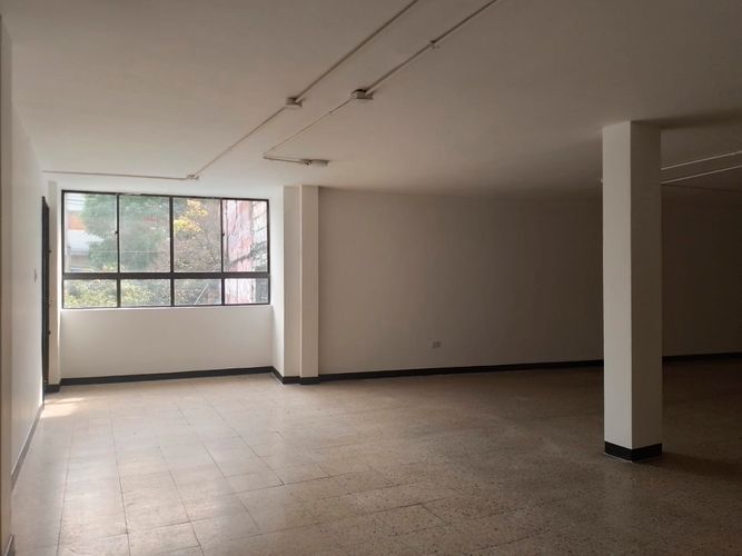 Local en arriendo en Laureles, Medellín, 161 m² · foto 14 de 17