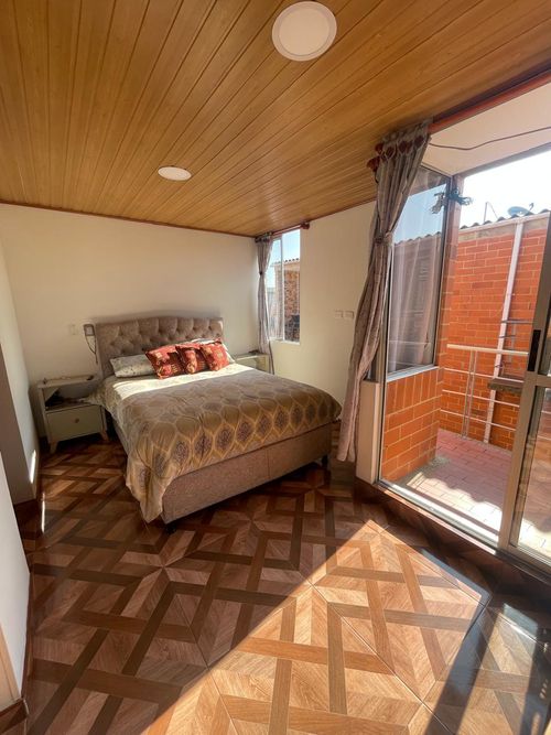Casa de 3 alcobas en venta en Alcaparro, Madrid, 121 m² · foto 8 de 13