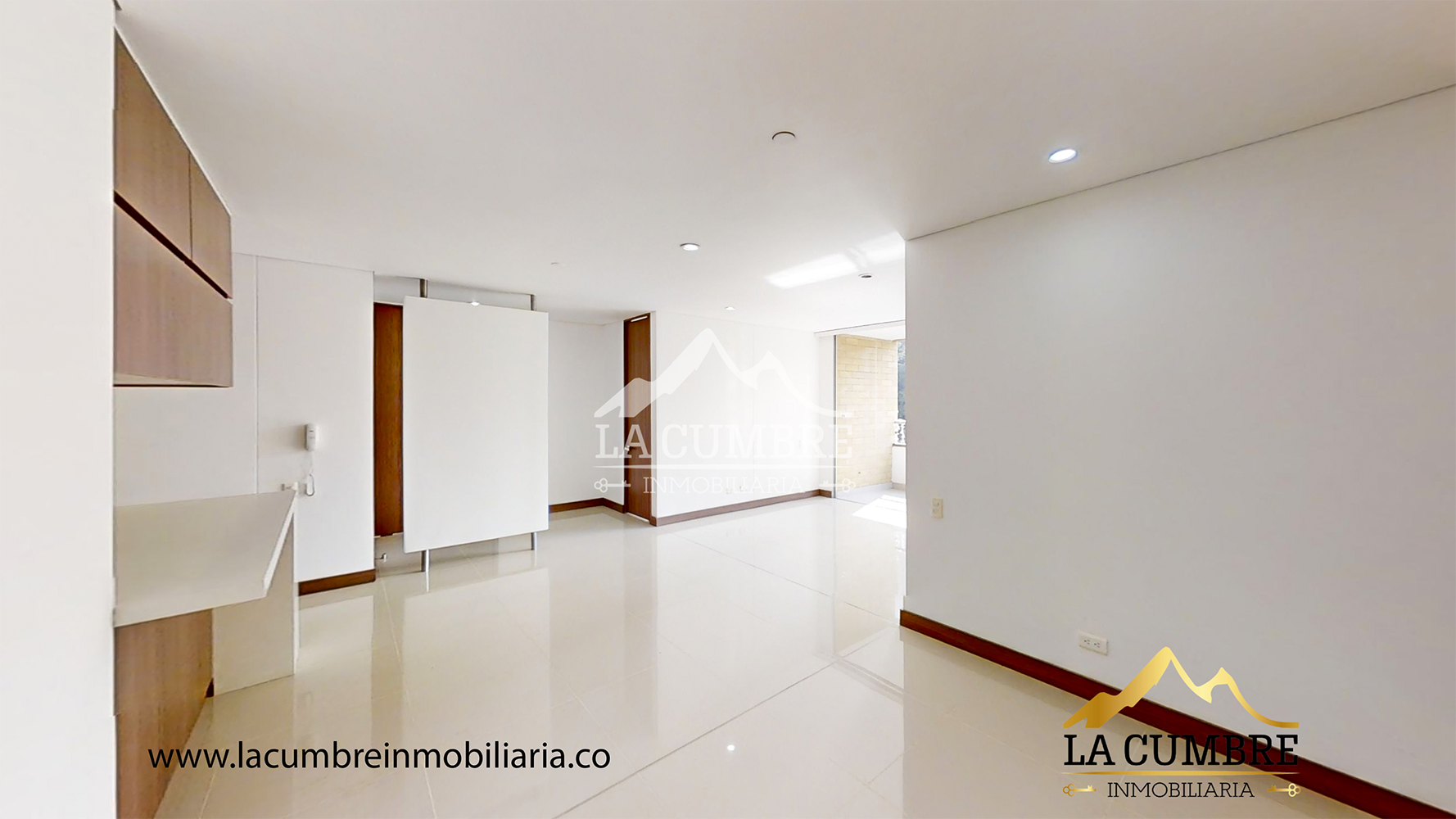 Apartamento en arriendo en Castropol, Medellín · foto 2 de 13