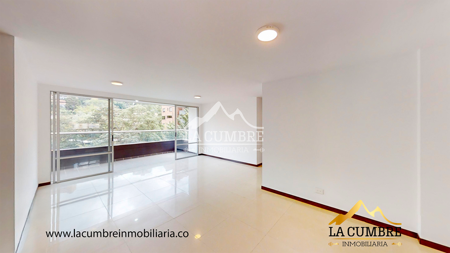 Apartamento de 3 alcobas en arriendo en Los Balsos, Medellín, 130 m² · foto 3 de 18