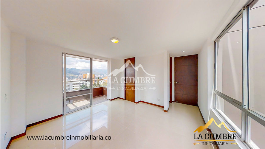 Apartamento de 3 alcobas en arriendo en Los Balsos, Medellín, 130 m² · foto 4 de 18