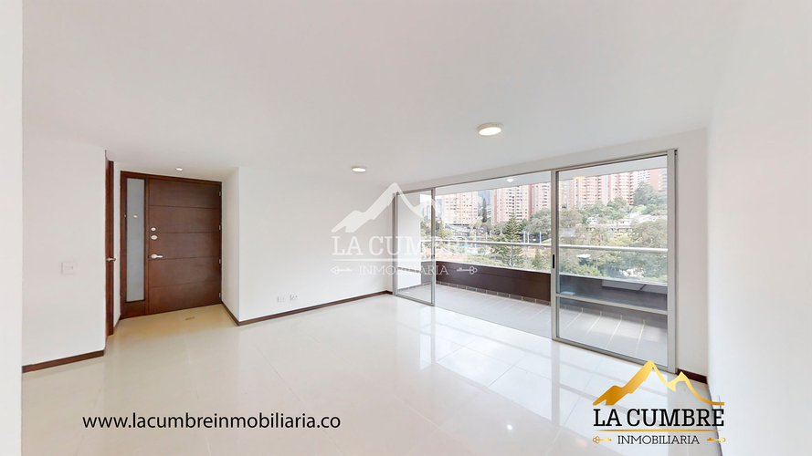 Apartamento de 3 alcobas en arriendo en Los Balsos, Medellín, 130 m² · foto 5 de 18