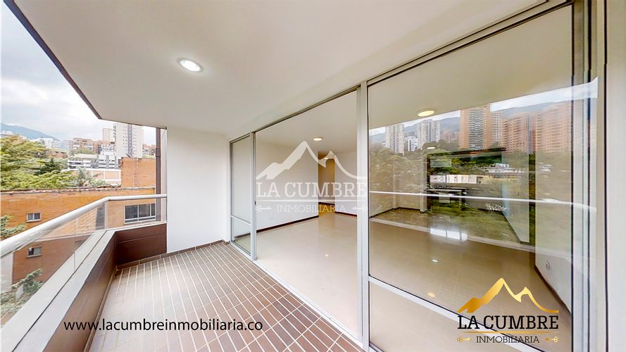 Apartamento de 3 alcobas en arriendo en Los Balsos, Medellín, 130 m² · foto 7 de 18