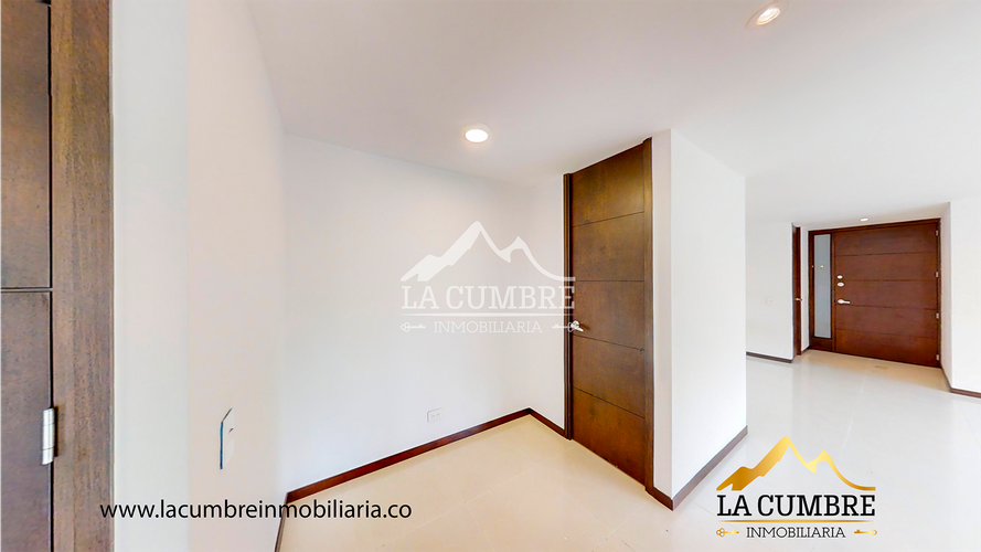 Apartamento de 3 alcobas en arriendo en Los Balsos, Medellín, 130 m² · foto 11 de 18
