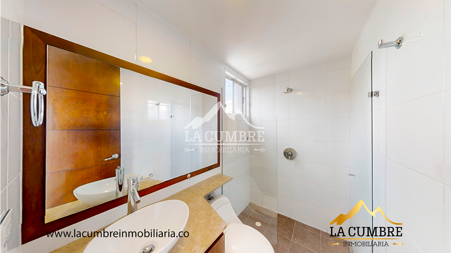 Apartamento de 3 alcobas en arriendo en Los Balsos, Medellín, 130 m² · foto 18 de 18