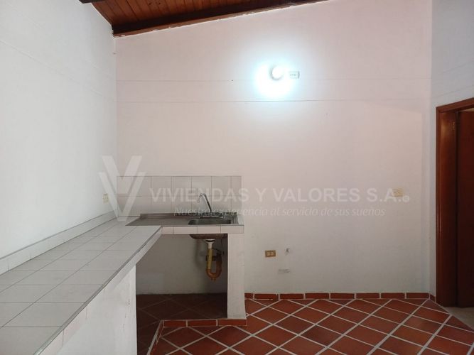 Local en arriendo en Quinta Oriental, Cúcuta, 31 m² · foto 3 de 5