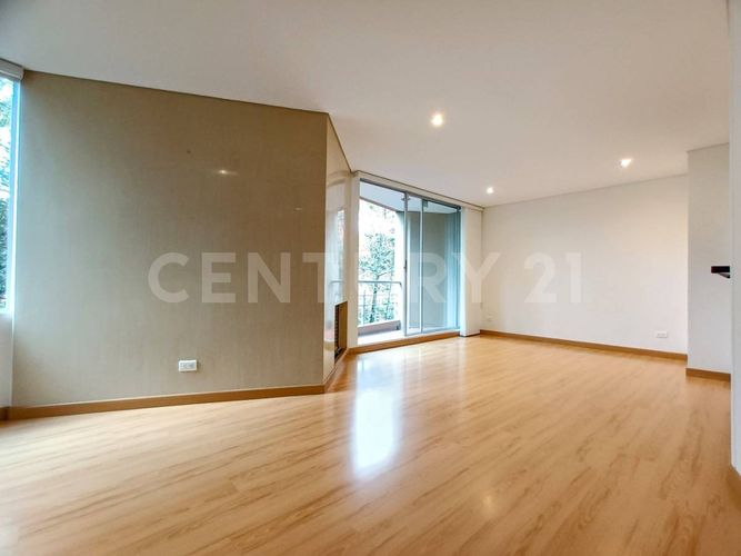 Apartamento en venta en Lagos De Cordoba, Bogotá · foto 6 de 24
