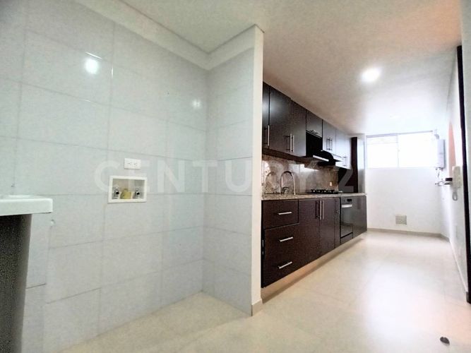 Apartamento en venta en Lagos De Cordoba, Bogotá · foto 17 de 24