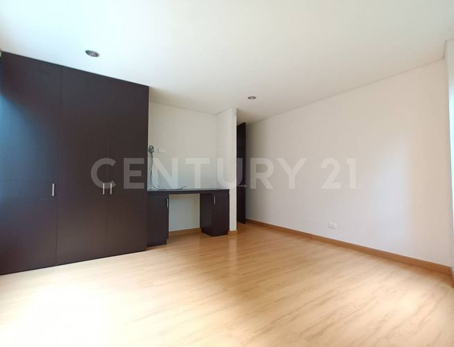Apartamento en venta en Lagos De Cordoba, Bogotá · foto 23 de 24