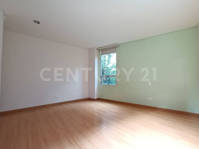 Apartamento en venta en Lagos De Cordoba, Bogotá · foto 24 de 24
