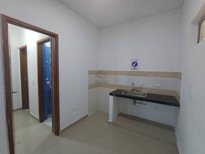Bodega en arriendo en Los Pericos, Montería, 550 m² · foto 5 de 14