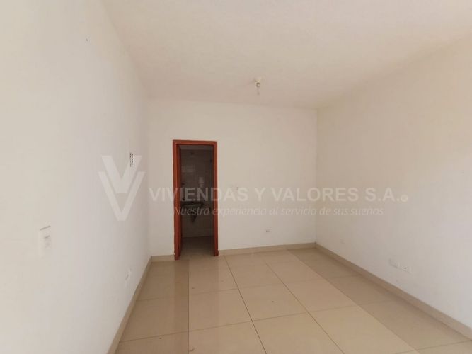 Local en arriendo en Quinta Oriental, Cúcuta, 12 m² · foto 2 de 5