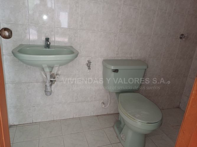 Local en arriendo en Quinta Oriental, Cúcuta, 12 m² · foto 3 de 5