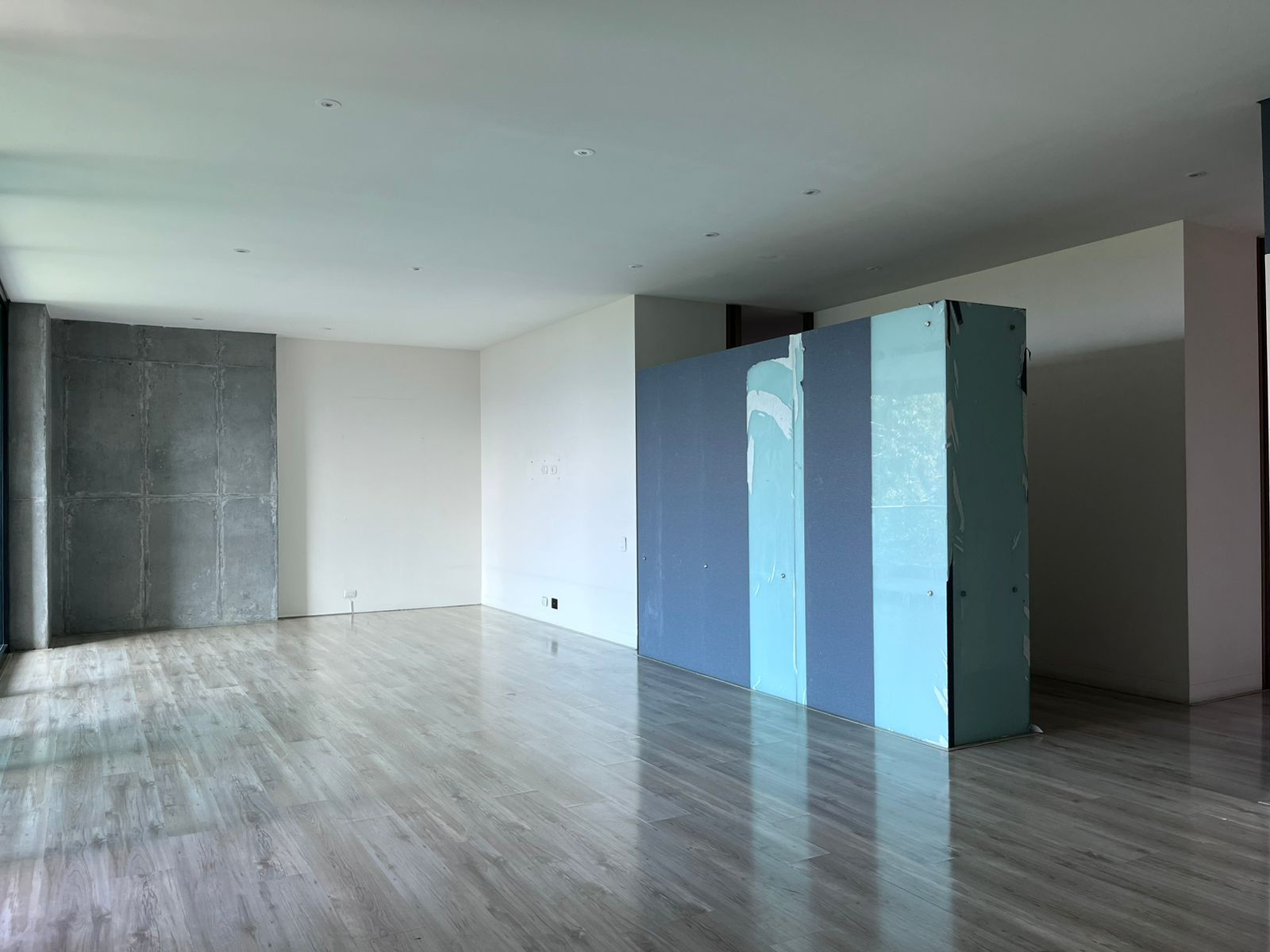 Apartamento en arriendo en El Poblado, Medellín · foto 2 de 19