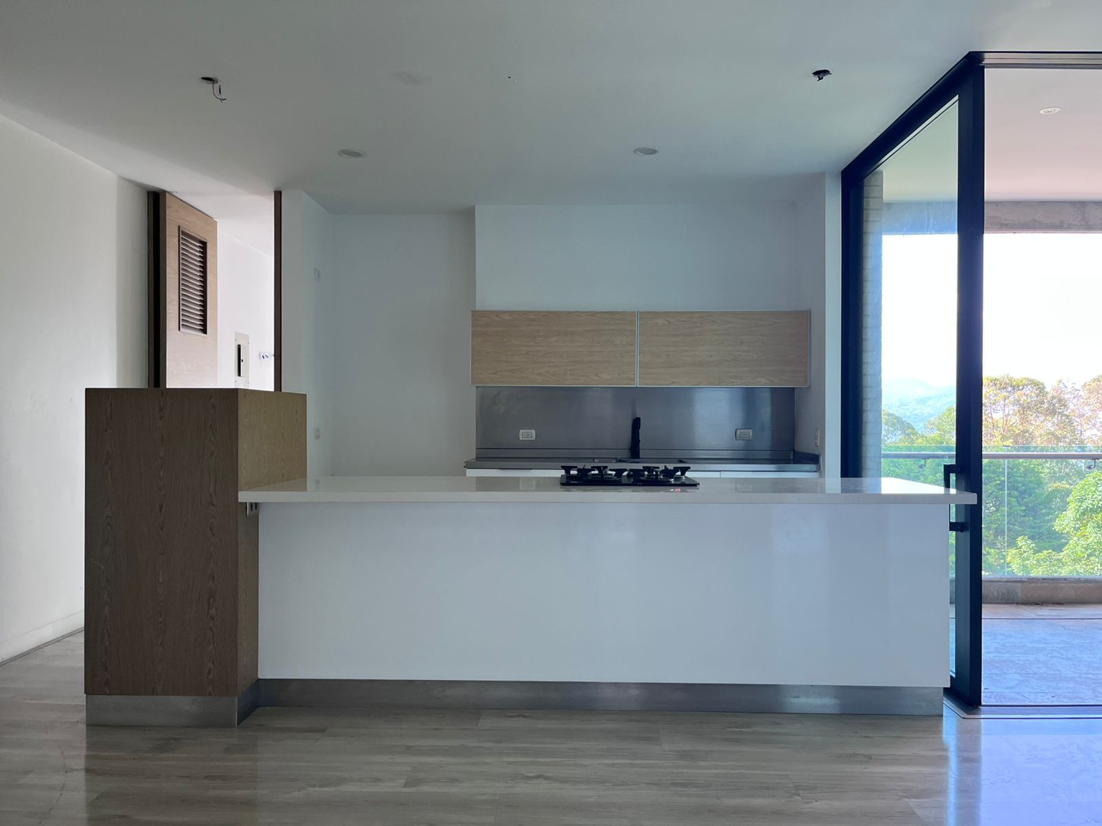 Apartamento en arriendo en El Poblado, Medellín · foto 6 de 19