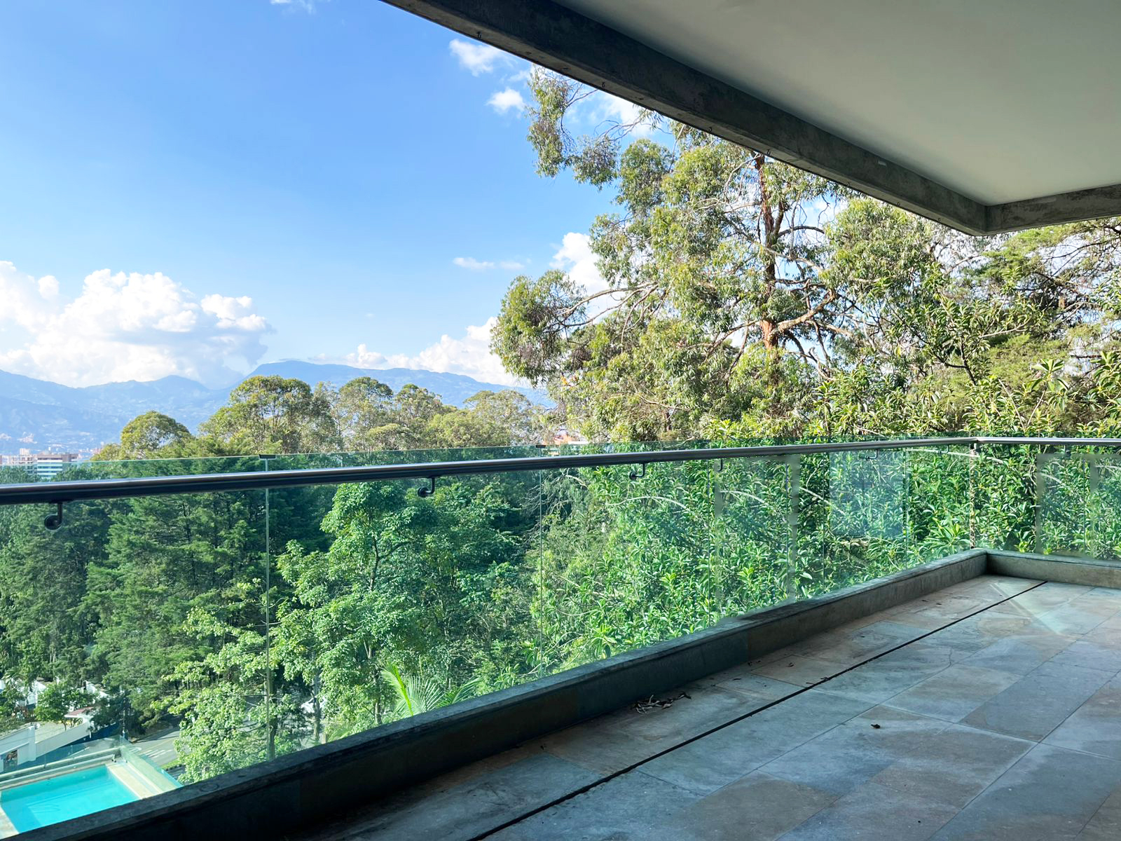 Apartamento en arriendo en El Poblado, Medellín · foto 19 de 19