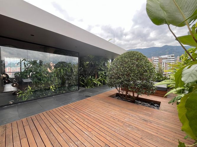 Apartamento de 1 alcoba en venta en El Poblado, Medellín, 249 m² · foto 16 de 18