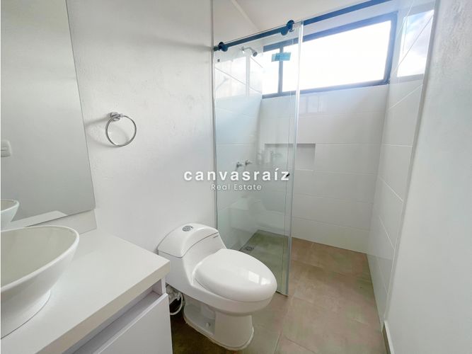 Casa de 3 alcobas en venta en Barro Blanco, Rionegro, 120 m² · foto 12 de 13