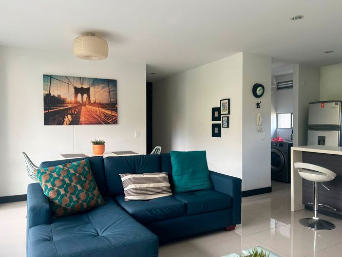 Apartamento de 2 alcobas en arriendo en El Poblado, Medellín, 92 m² · foto 7 de 19